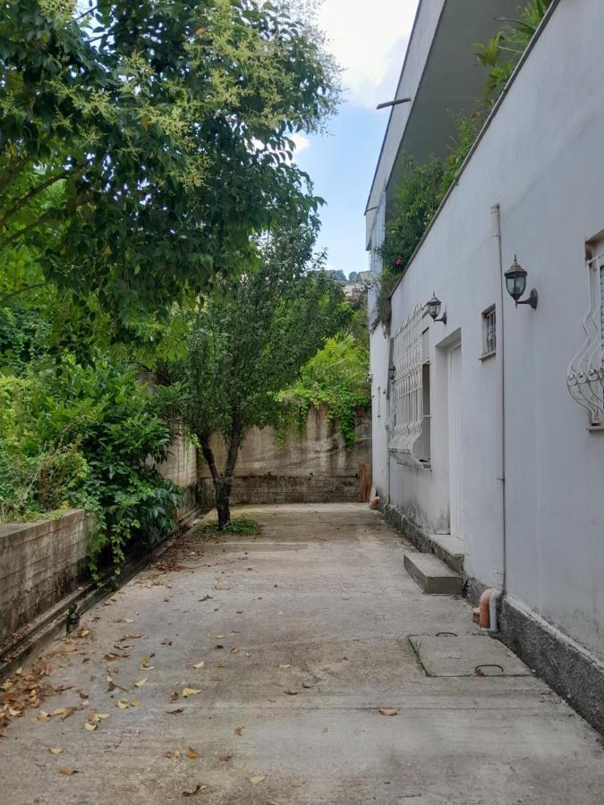 Guest House Taverna Laberia 2 Gjirokastër Exterior foto